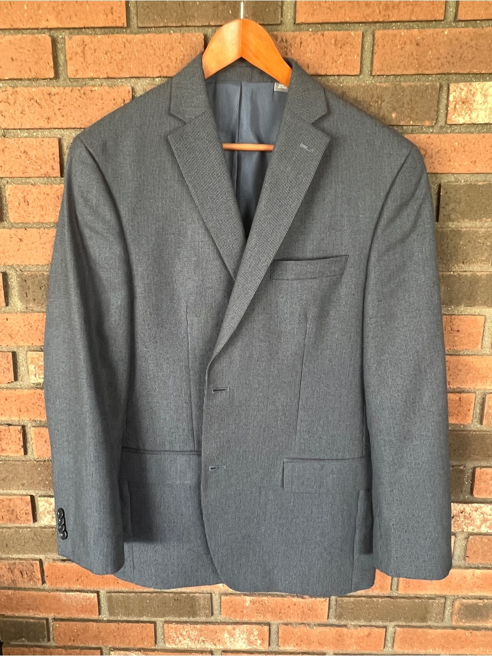Michael Kors Men's Charcoal Gray Two-Button Sport Coat - Picture 2 of 10